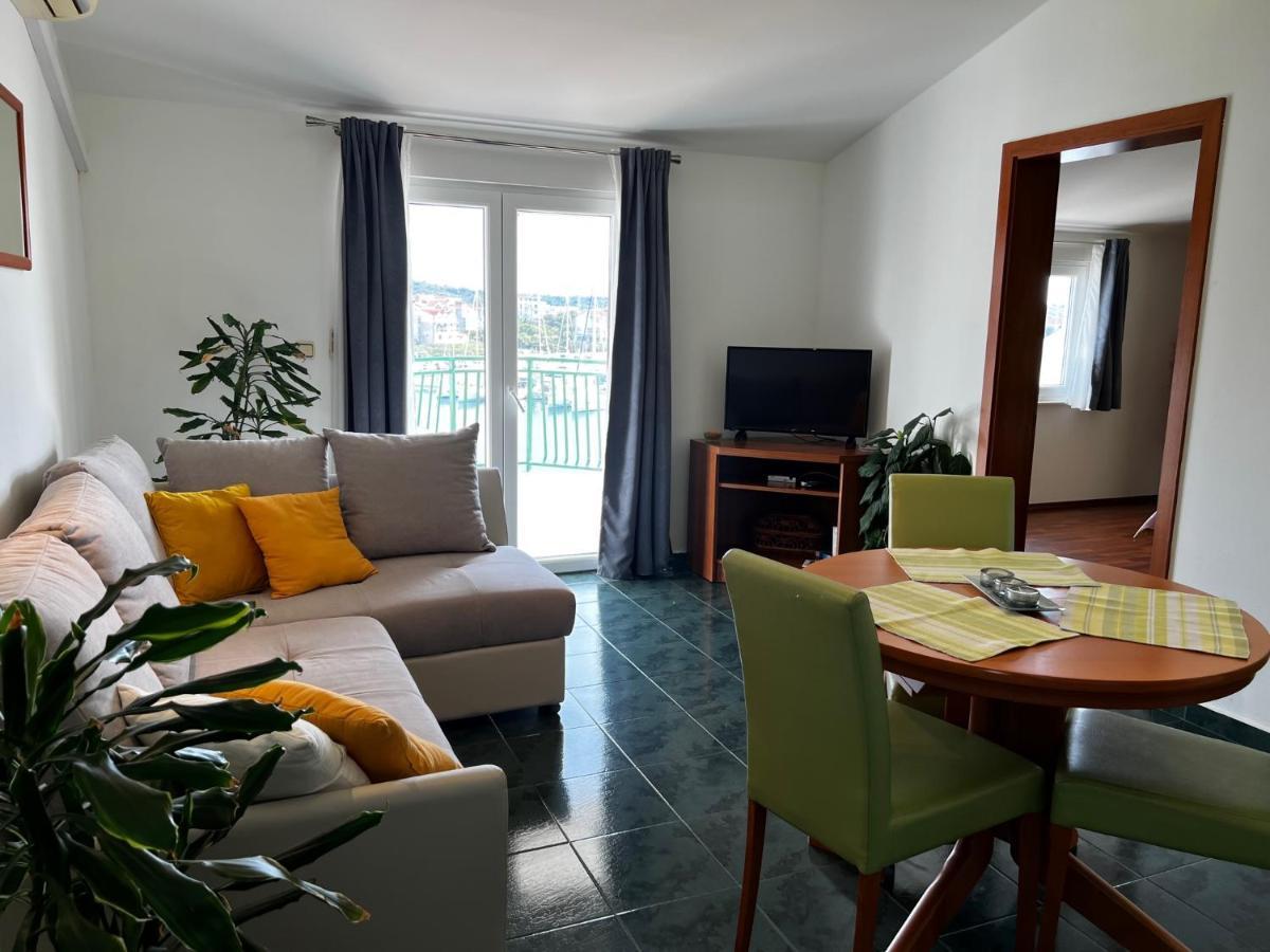 House Klarin Apartamento Jezera Exterior foto