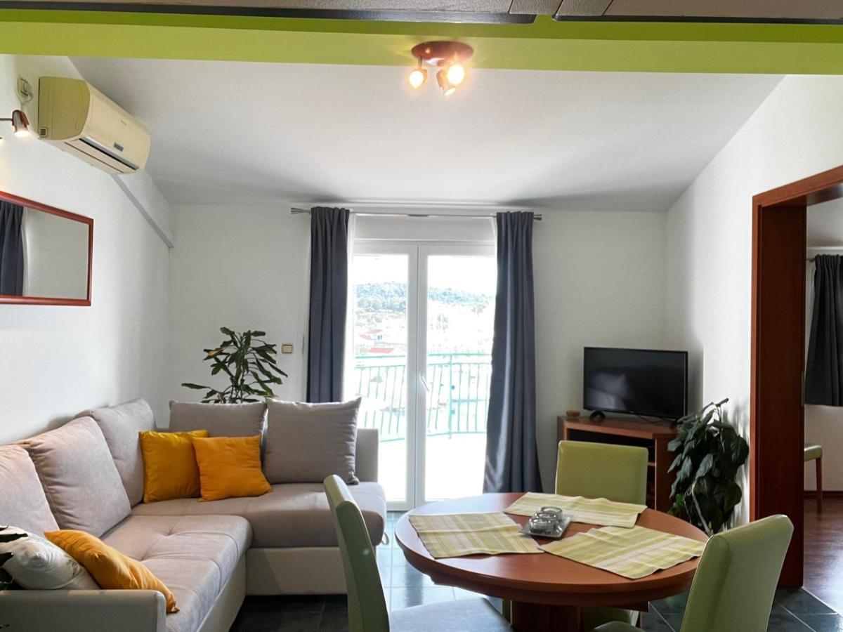 House Klarin Apartamento Jezera Exterior foto