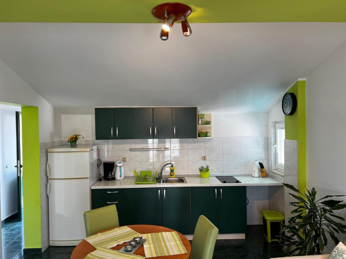 House Klarin Apartamento Jezera Exterior foto