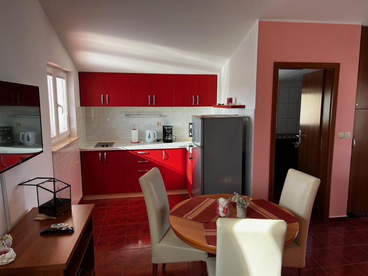 House Klarin Apartamento Jezera Exterior foto