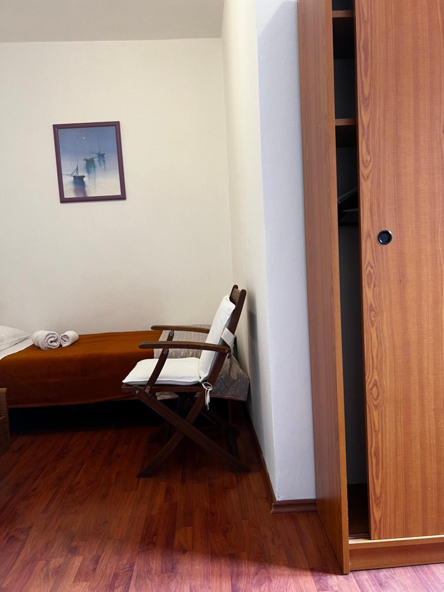 House Klarin Apartamento Jezera Exterior foto